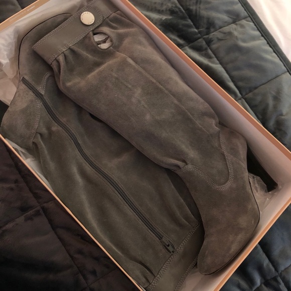 Women’s Tall Boots (Suede) - Picture 3 of 3